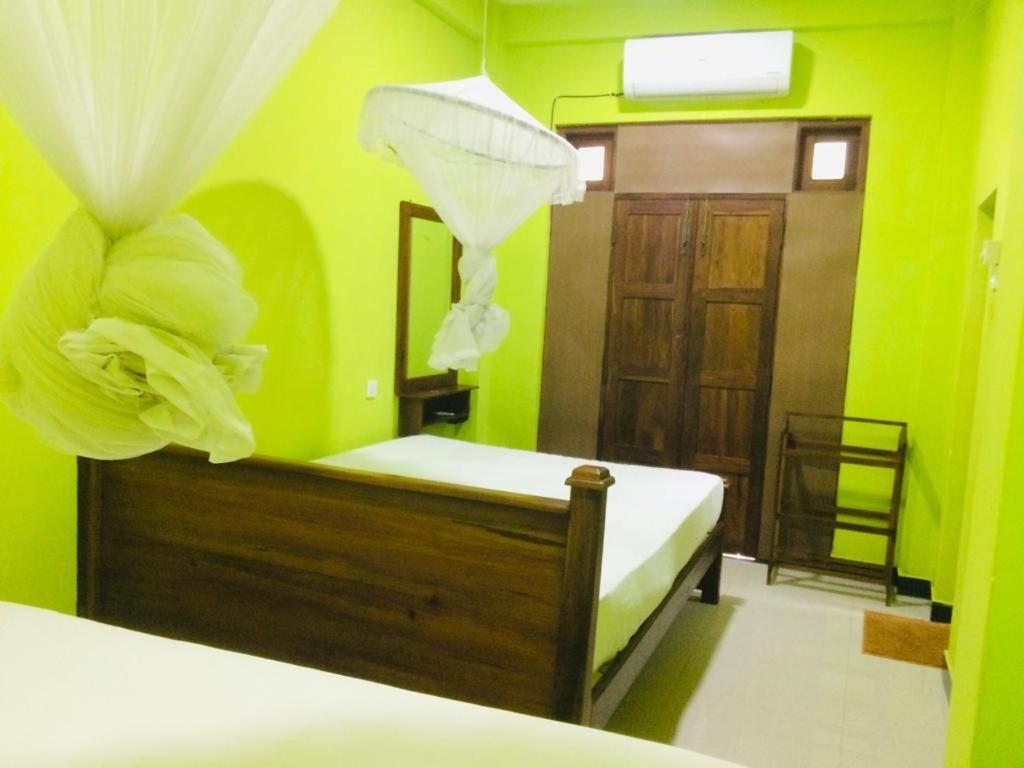 Ambel Homestay Anuradhapura Phòng bức ảnh